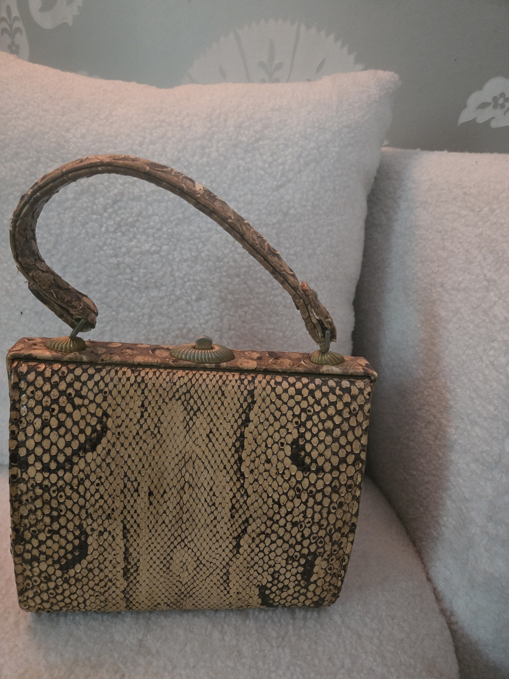 Luxurious Snake/Python Skin Top-Handle Bag in Olive Brown Vintage 1960's. - Picture 2 of 11